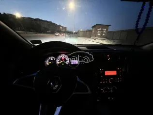 رينو لوجان 2020 أبيض مستعملة للبيع