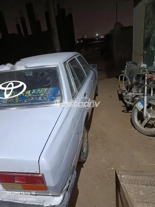 Toyota Cressida 1982 Gray Used for Sale - 4