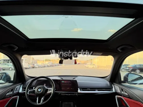 بي ام دبليو X1 2024 أبيض مستعملة للبيع - 10