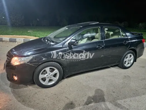 تويوتا كورولا 2013 أسود مستعملة للبيع - 7