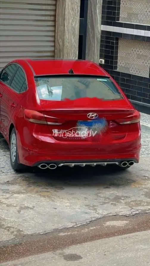 Hyundai Elantra AD 2019 Dark Red Used for Sale - 4