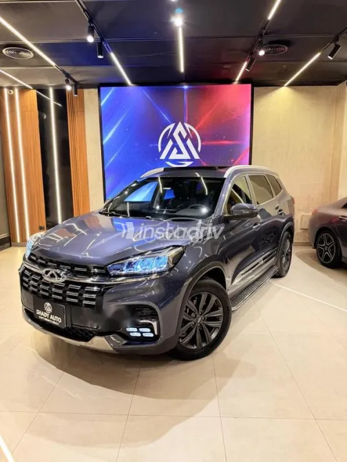 Chery Tiggo 8 2024 Gray Used for Sale - 1