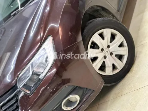 رينو لوجان 2018 أبيض مستعملة للبيع - 5