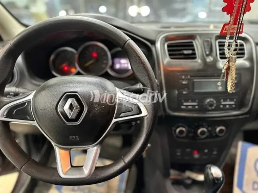 رينو لوجان 2018 أبيض مستعملة للبيع - 8