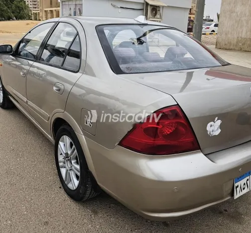 رينو سكالا 2011 برونزي مستعملة للبيع - 3