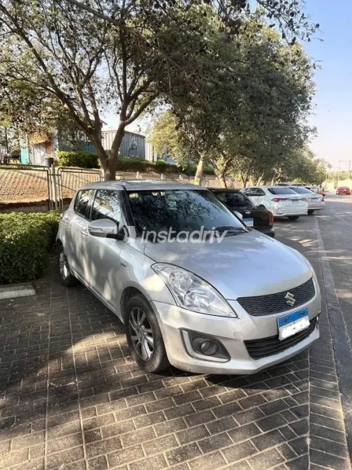 Suzuki Swift 2015 Silver Used for Sale - 1