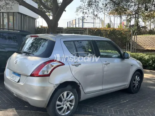 Suzuki Swift 2015 Silver Used for Sale - 2
