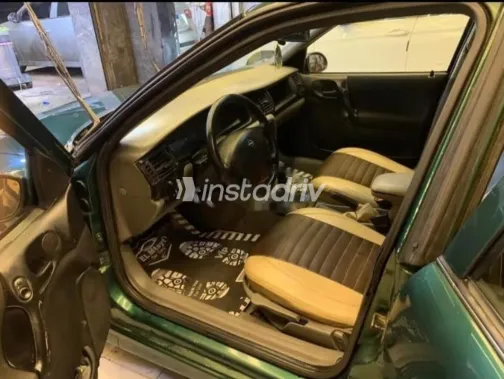 اوبل فيكترا 1996 أخضر مستعملة للبيع - 8