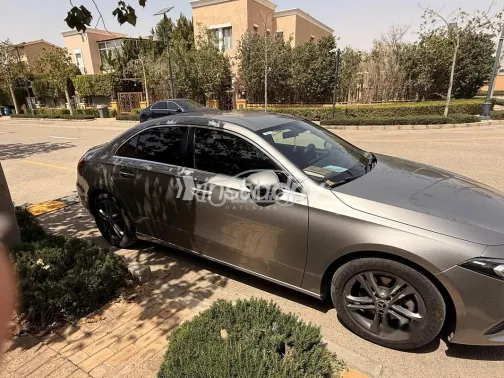 Mercedes A 200 2020 Bronze Used for Sale - 3