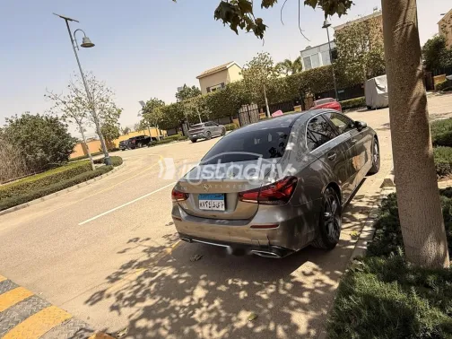 Mercedes A 200 2020 Bronze Used for Sale - 5