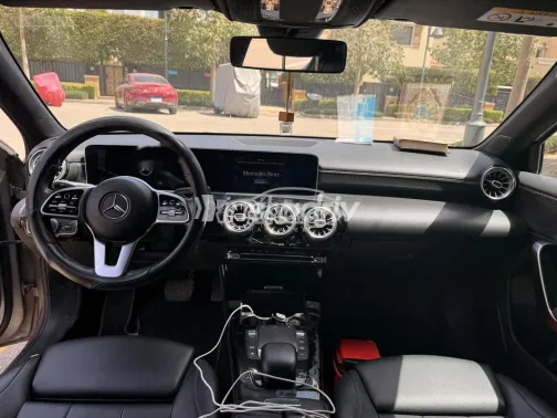 Mercedes A 200 2020 Bronze Used for Sale - 6