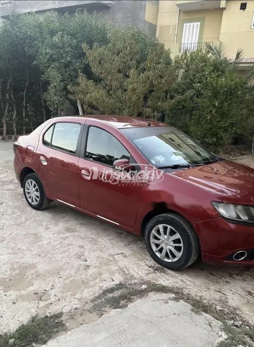 رينو لوجان 2016 أحمر مستعملة للبيع - 2