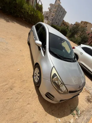 Kia Rio 2017 White Used for Sale