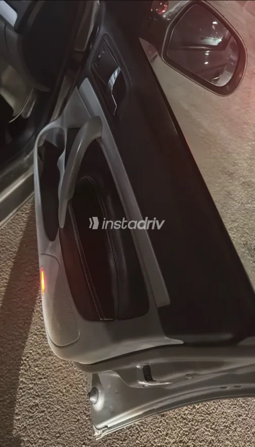 سكودا اوكتافيا 2010 أبيض مستعملة للبيع - 1