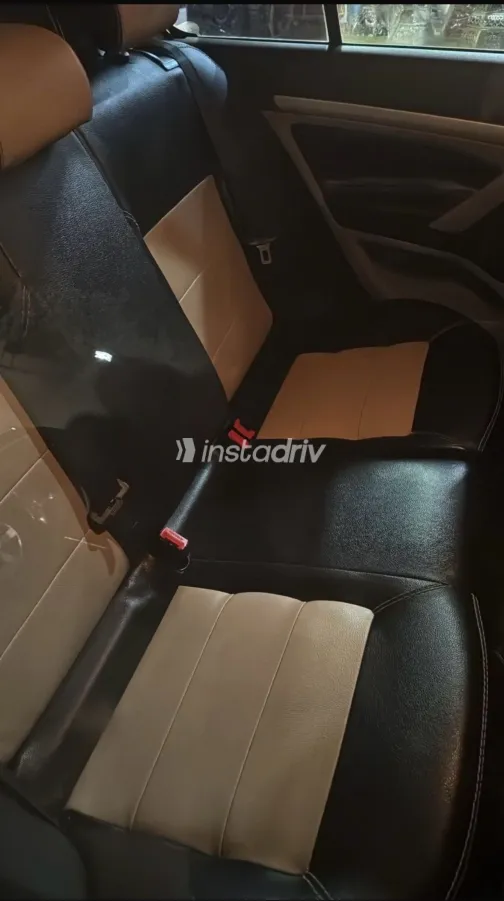 سكودا اوكتافيا 2010 أبيض مستعملة للبيع - 10