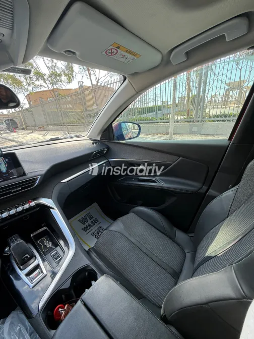 بيجو 3008 2022 أبيض مستعملة للبيع - 1