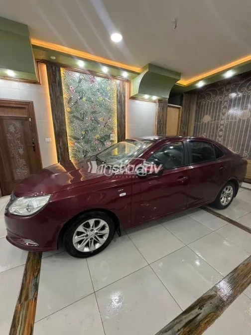 شيفروليه أوبترا 2016 أبيض مستعملة للبيع - 2