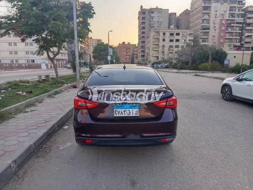 شيرى اريزو 5 2025 أبيض مستعملة للبيع - 3