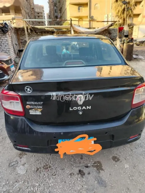 Renault Logan 2015 Black Used for Sale - 6