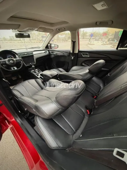 ام جى 5 2021 أحمر مستعملة للبيع - 4