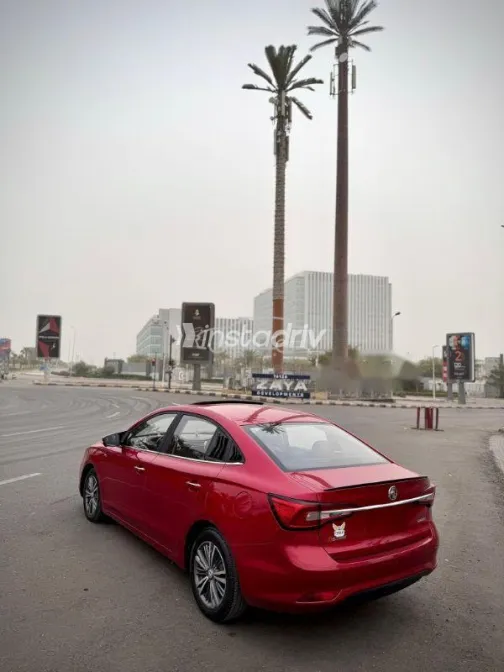 ام جى 5 2021 أحمر مستعملة للبيع - 8