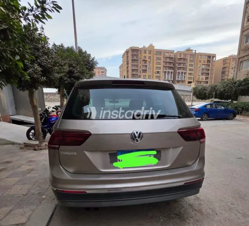 Volkswagen Tiguan 2019 White Used for Sale - 2