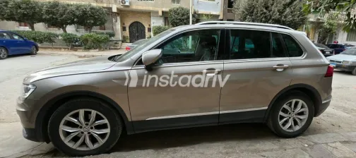 Volkswagen Tiguan 2019 White Used for Sale - 7