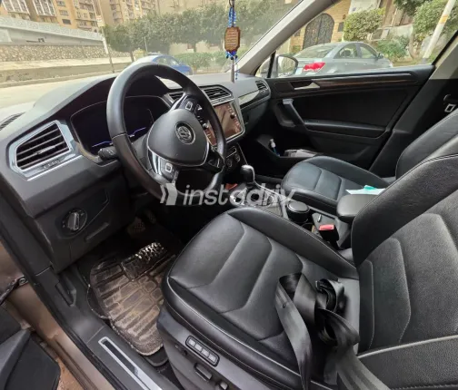 Volkswagen Tiguan 2019 White Used for Sale - 8