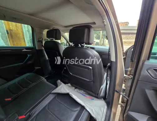 Volkswagen Tiguan 2019 White Used for Sale - 9