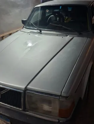 فولفو 240 1983 أبيض مستعملة للبيع