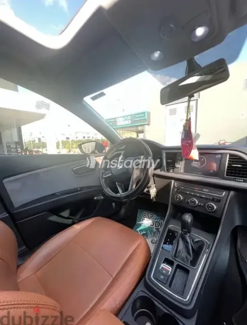 سيات ليون 2019 أبيض مستعملة للبيع - 9