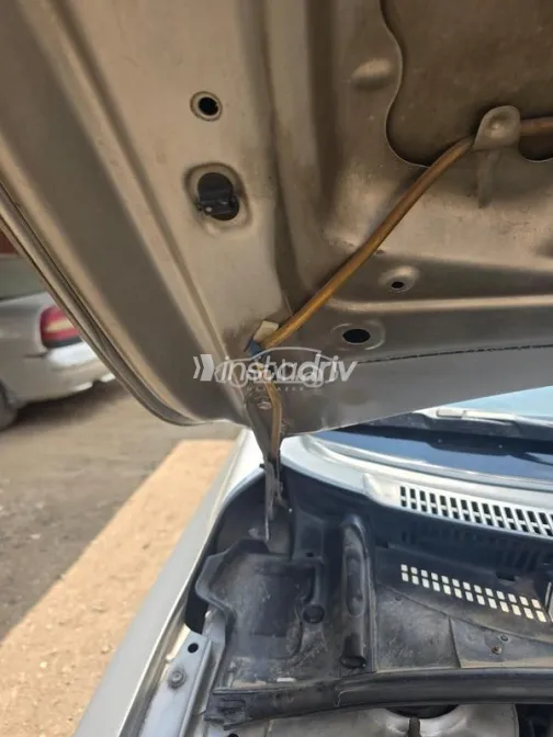 تويوتا كورولا 2012 فضي مستعملة للبيع - 10