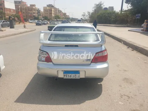 سوبارو امبريزا 2004 فضي مستعملة للبيع - 3