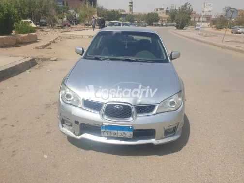 سوبارو امبريزا 2004 فضي مستعملة للبيع - 8