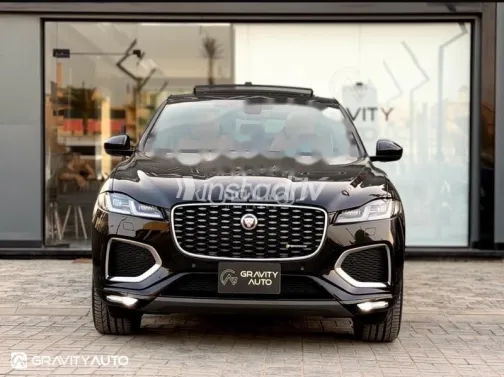 Jaguar F-Pace 2022 Black Used for Sale - 1