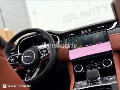 Jaguar F-Pace 2022 Black Used for Sale - 6