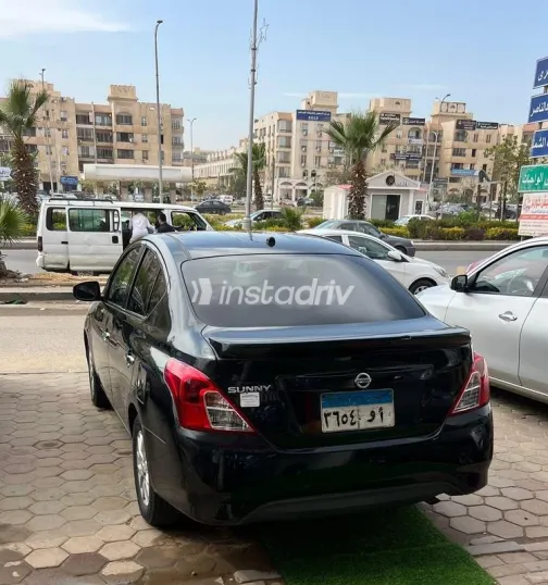 نيسان صنى 2018 أسود مستعملة للبيع - 5