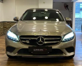 Mercedes C 180 2019 Silver Used for Sale