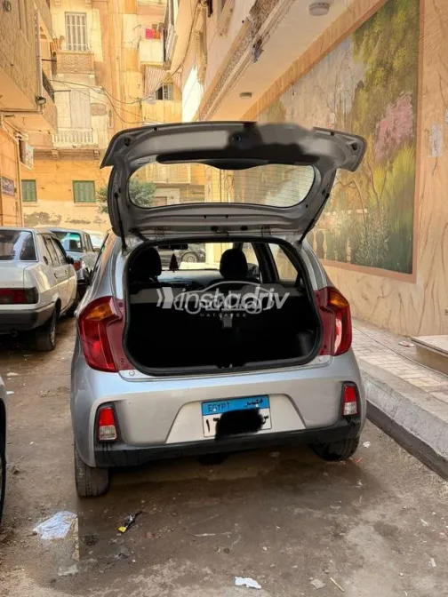 كيا بيكانتو 2016 أبيض مستعملة للبيع - 2