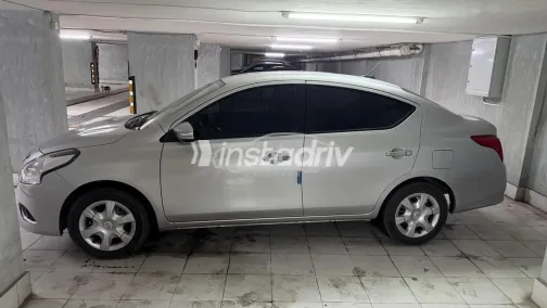 نيسان صنى 2025 أبيض مستعملة للبيع - 4