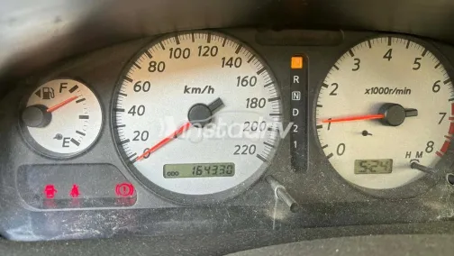 نيسان صنى 2008 فضي مستعملة للبيع - 6