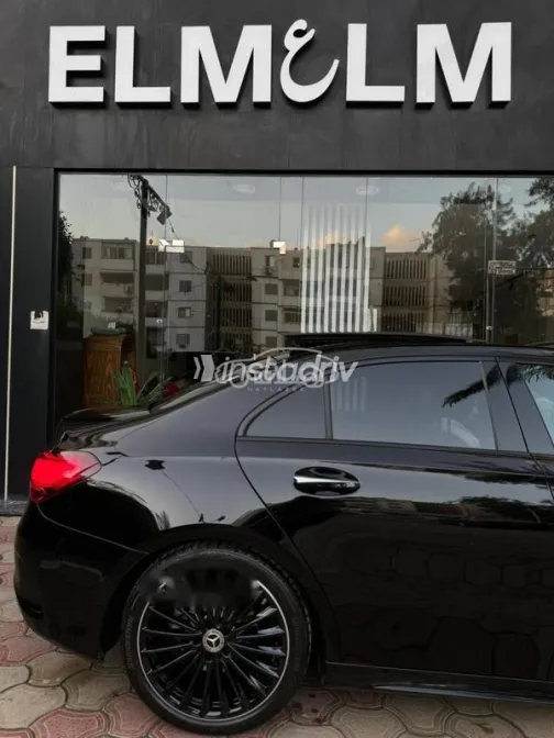 مرسيدس A 200 2024 أسود مستعملة للبيع - 8