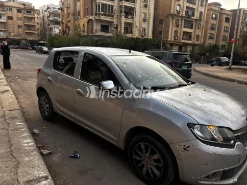 رينو سانديرو 2017 فضي مستعملة للبيع - 2