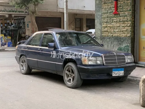 مرسيدس 190 1991 أزرق غامق مستعملة للبيع - 1