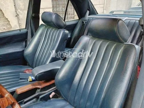 مرسيدس 190 1991 أزرق غامق مستعملة للبيع - 3