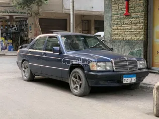 مرسيدس 190 1991 أزرق غامق مستعملة للبيع