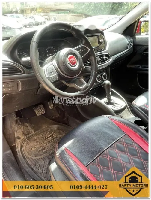 Fiat Tipo 2021 Red Used for Sale - 4