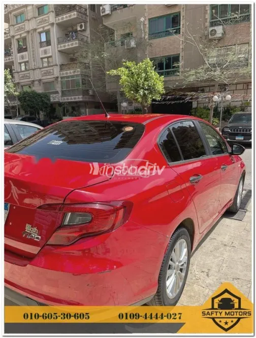 Fiat Tipo 2021 Red Used for Sale - 5