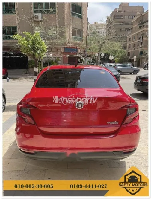 Fiat Tipo 2021 Red Used for Sale - 9