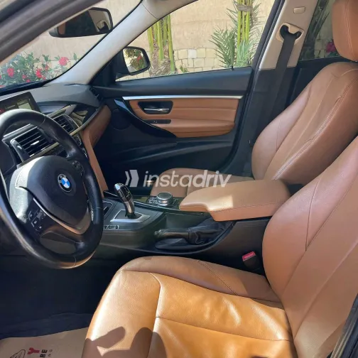 بي ام دبليو 318 2018 أبيض مستعملة للبيع - 4